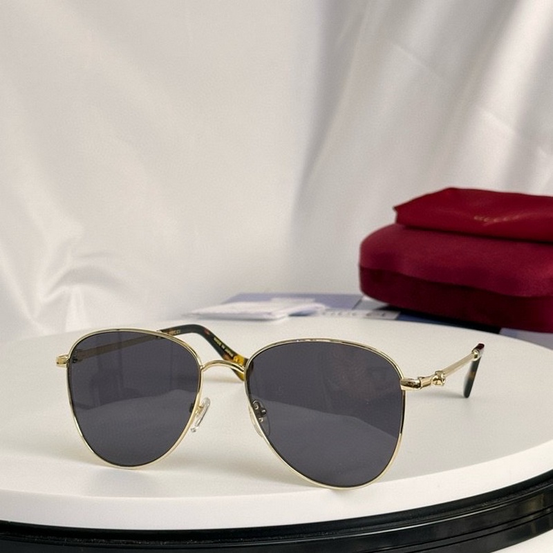 Gucci Sunglasses 200